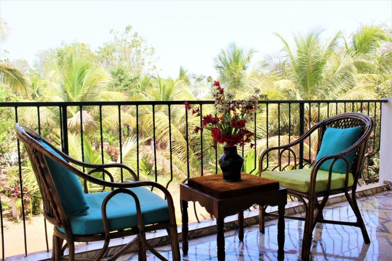 Kaza A Le Pearl Resort アンジュナ エクステリア 写真